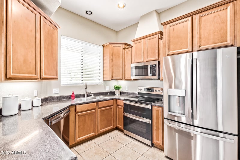 7027 N Scottsdale Rd #204, Paradise Valley, AZ 85253