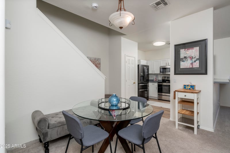 7028 Lincoln St, Peoria, AZ 85345