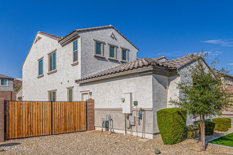 7028 Redbird Rd, Peoria, AZ 85383