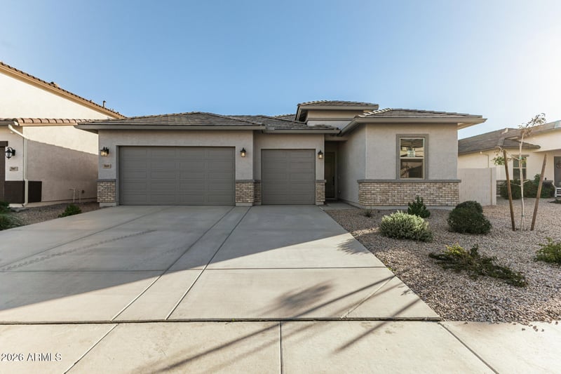 7029 Brushy Bill Rd, San Tan Valley, AZ 85143
