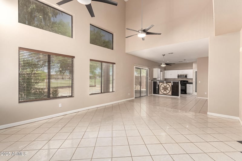 7029 Golfside Ln, Phoenix, AZ 85042