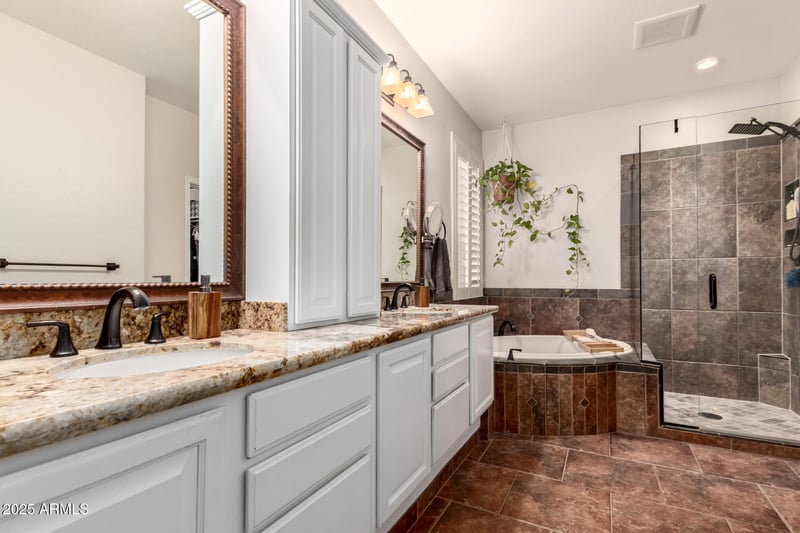 7029 Monte Cir, Mesa, AZ 85209