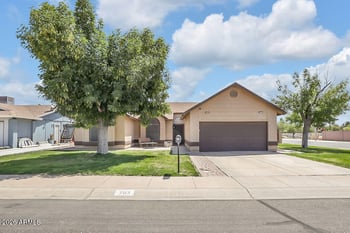 703 Brandon Dr, Chandler, AZ 85226