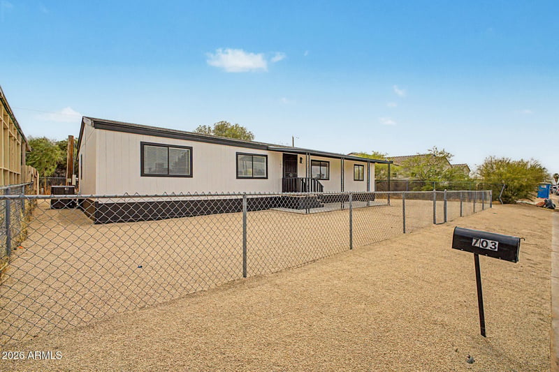 703 97th St, Mesa, AZ 85208