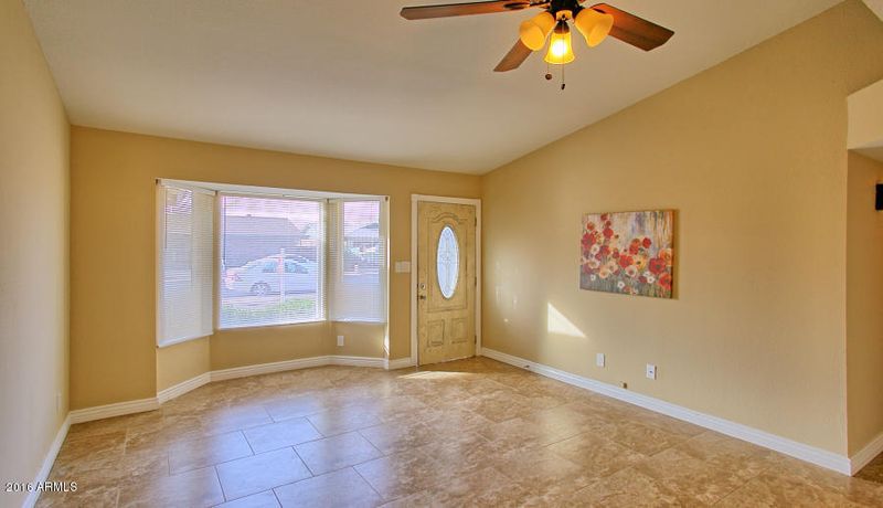 703 S Robin Ln, Mesa, AZ 85204