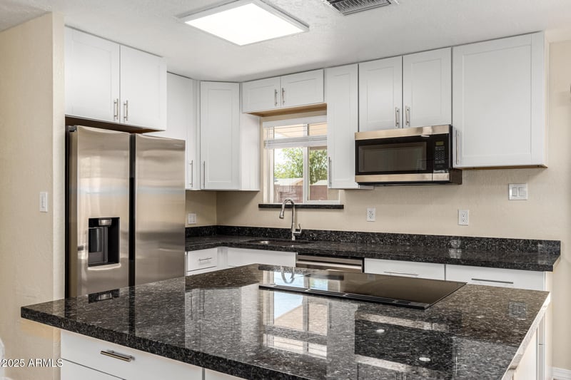 703 Taylor St, Tempe, AZ 85288