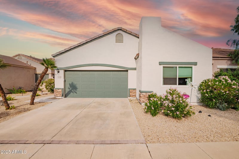7031 32nd Pl, Phoenix, AZ 85042