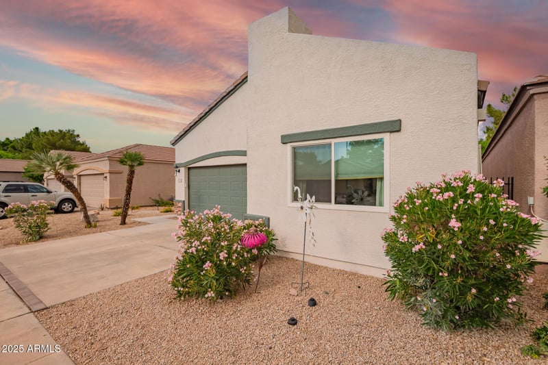 7031 32nd Pl, Phoenix, AZ 85042