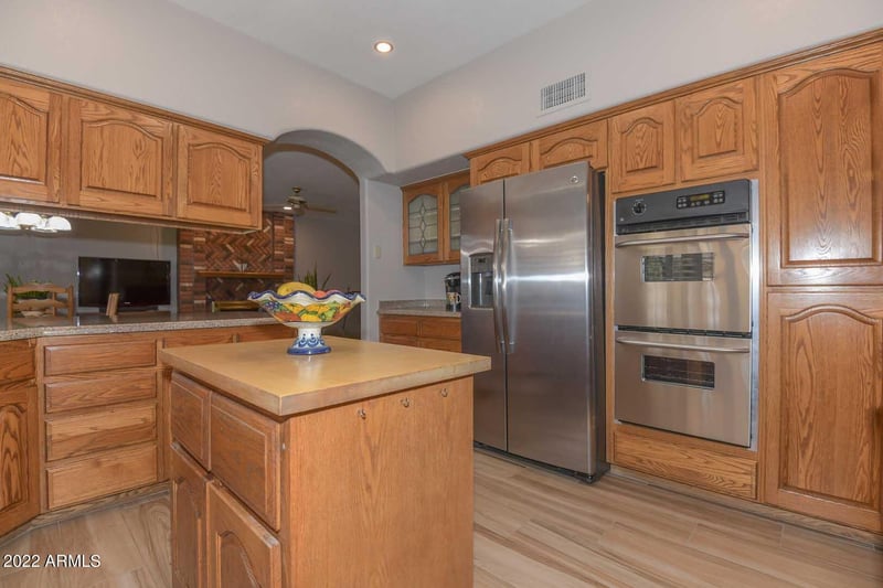 7031 W Willow Ave, Peoria, AZ 85381
