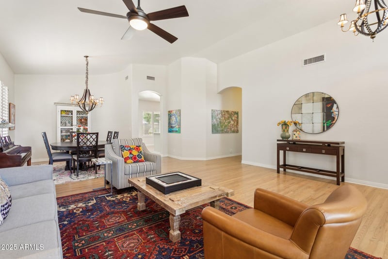 7032 2nd Ave, Phoenix, AZ 85021