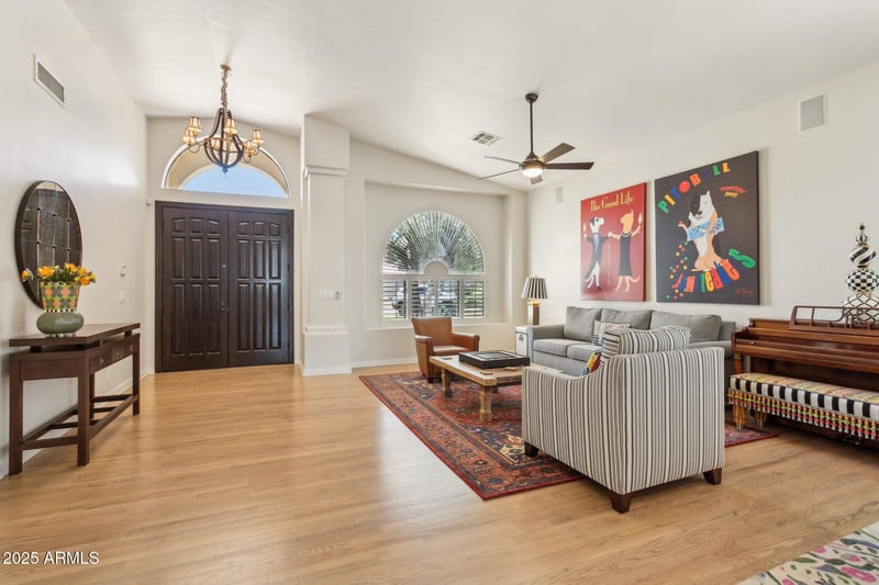 7032 2nd Ave, Phoenix, AZ 85021