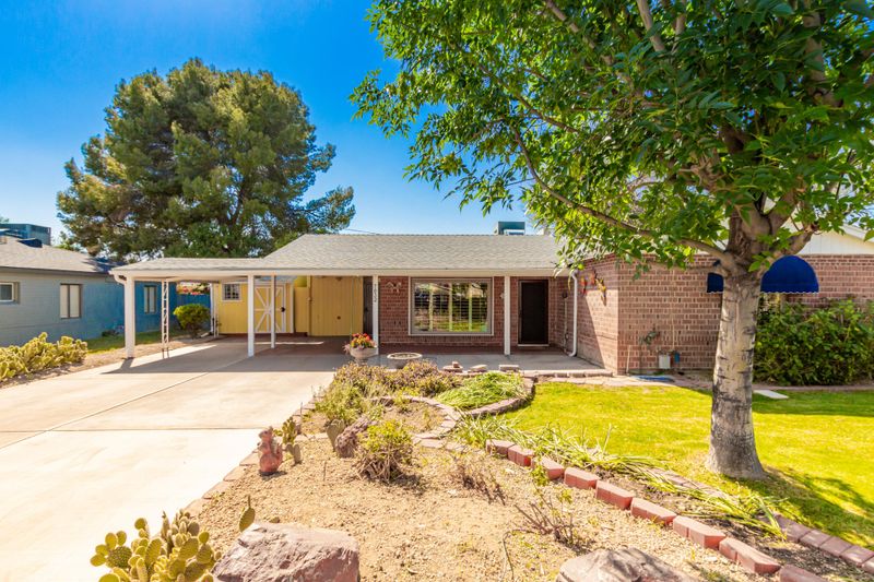 7032 N 11th Pl, Phoenix, AZ 85020
