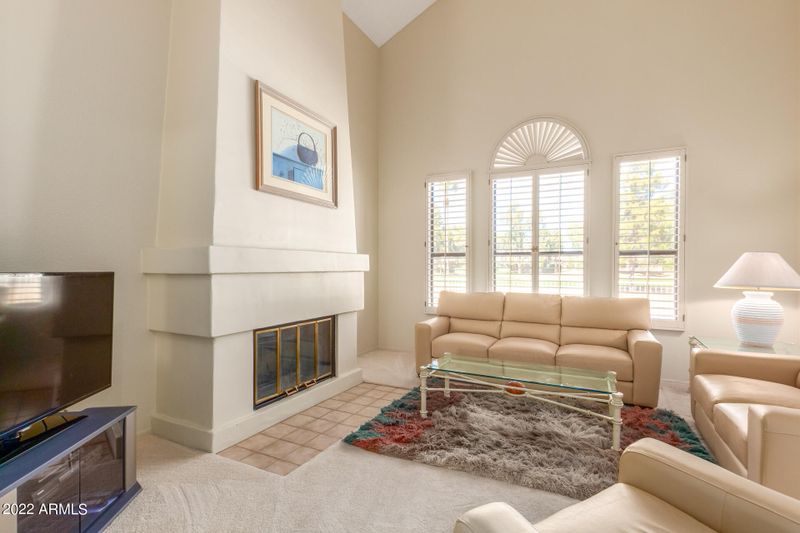 7032 W Morrow Dr, Glendale, AZ 85308