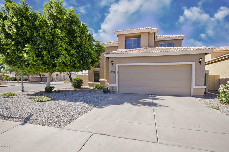 7032 W Via Del Sol Dr, Glendale, AZ 85310