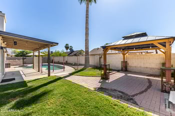 7033 Brown St, Peoria, AZ 85345