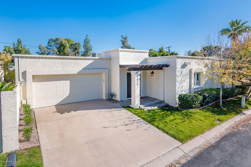 7033 N 10th Ave, Phoenix, AZ 85021