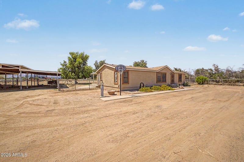 7034 162nd Ave, Litchfield Park, AZ 85340