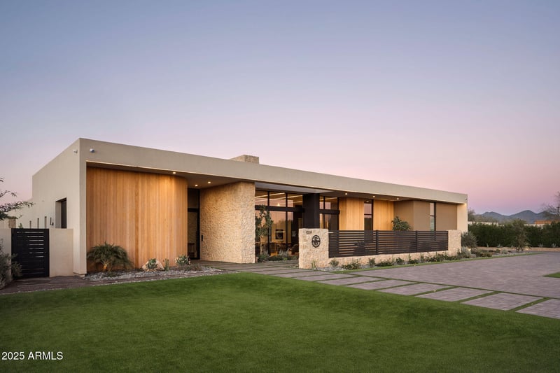 7034 Paradise Dr, Scottsdale, AZ 85254