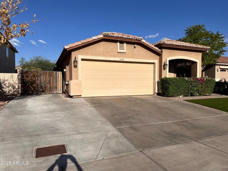 7035 43rd Dr, Laveen, AZ 85339