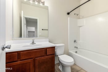 7036 77th Ln, Laveen, AZ 85339