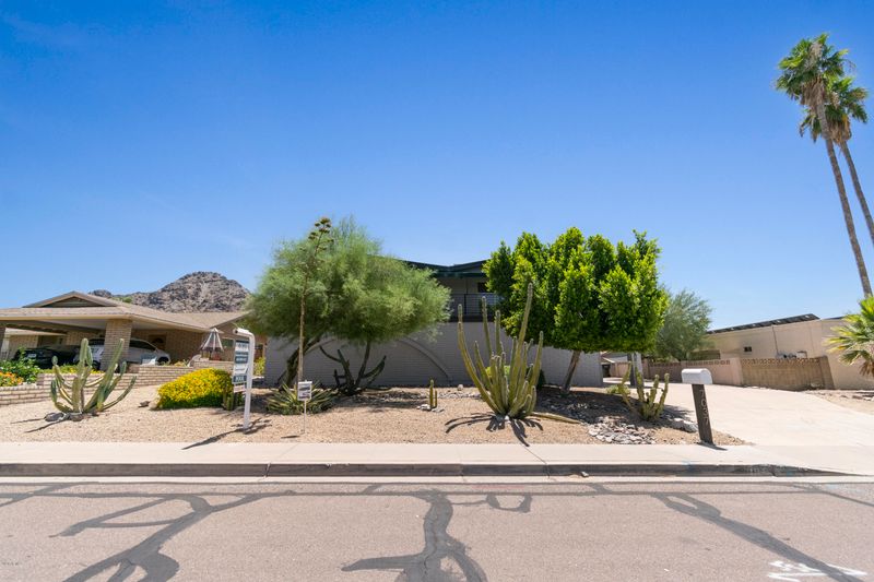 7037 N 21st St, Phoenix, AZ 85020