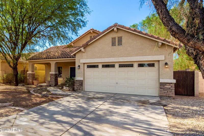 7037 Sophie Ln, Laveen, AZ 85339