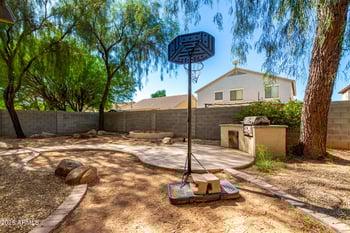 7037 Sophie Ln, Laveen, AZ 85339