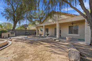 7037 Sophie Ln, Laveen, AZ 85339