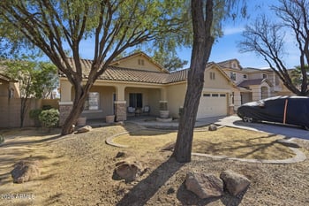 7037 Sophie Ln, Laveen, AZ 85339