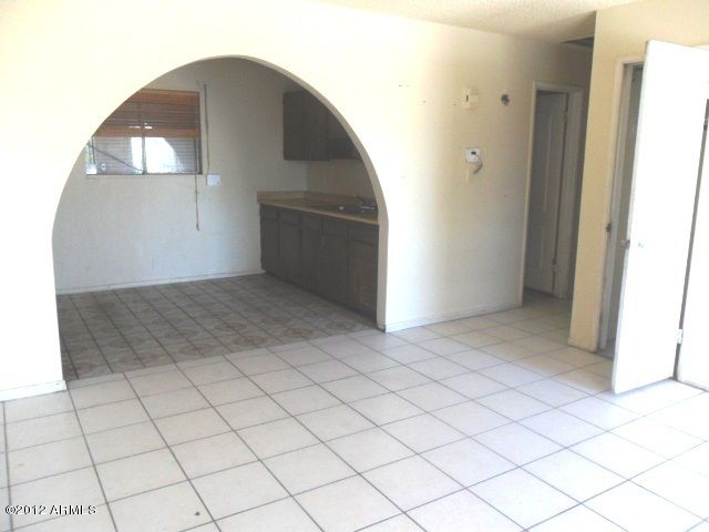 7038 S 16th Dr, Phoenix, AZ 85041