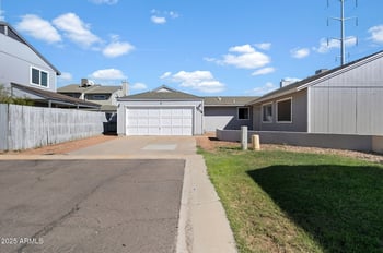 7039 41st Pl, Phoenix, AZ 85042
