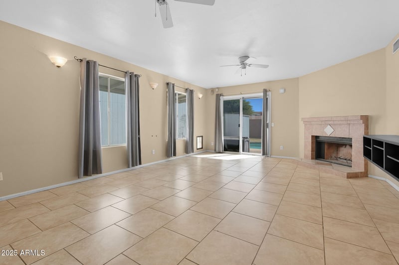7039 41st Pl, Phoenix, AZ 85042