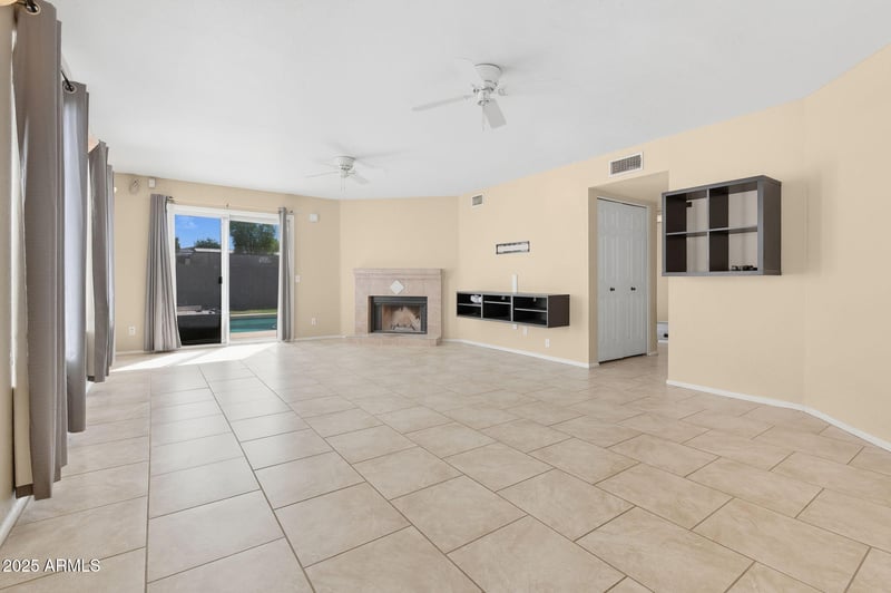 7039 41st Pl, Phoenix, AZ 85042