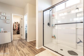 7039 84th Ave, Glendale, AZ 85305
