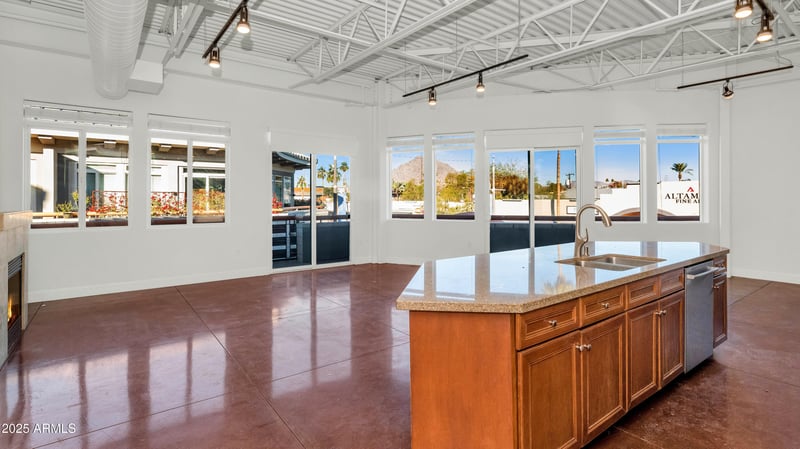 7039 Main St #A206, Scottsdale, AZ 85251