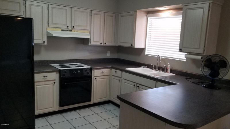704 E Fordham Dr, Tempe, AZ 85283