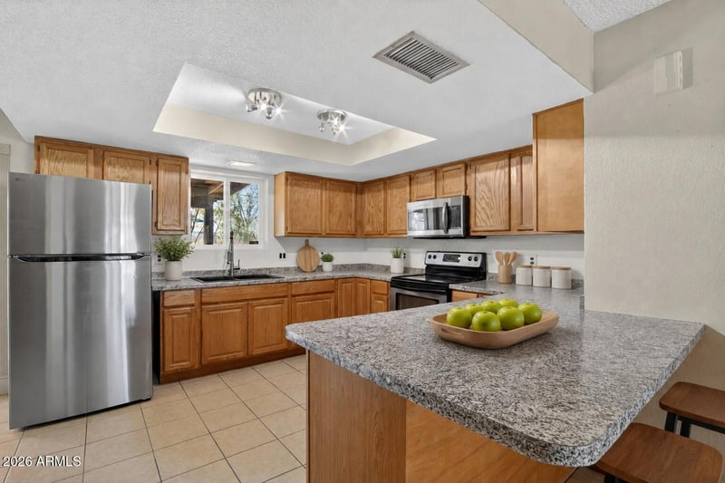704 Peppertree Ave, Apache Junction, AZ 85119