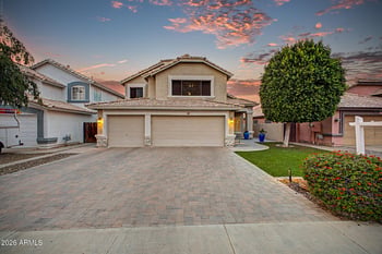 704 Windsor Dr, Gilbert, AZ 85296