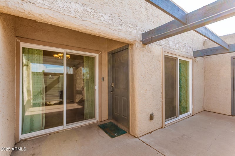 704 Lebanon Ln, Tempe, AZ 85288