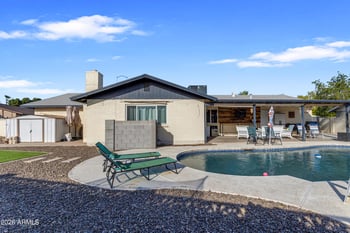 704 Gentry Cir, Mesa, AZ 85213