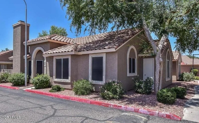 7040 Olive Ave #94, Peoria, AZ 85345