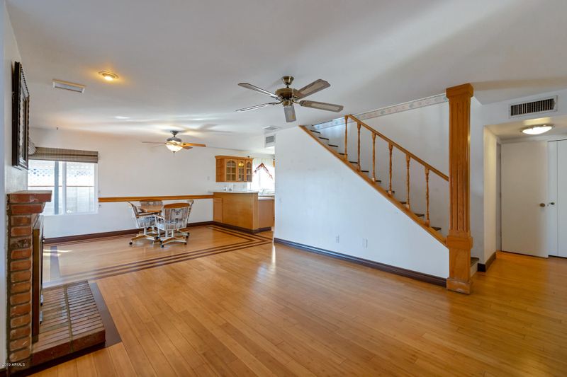 7040 S 42nd St, Phoenix, AZ 85042
