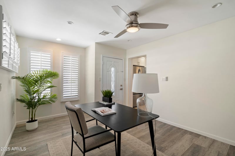 7041 Cypress St, Scottsdale, AZ 85257