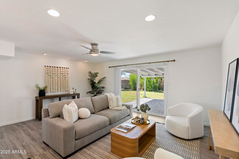7041 E Cypress St, Scottsdale, AZ 85257