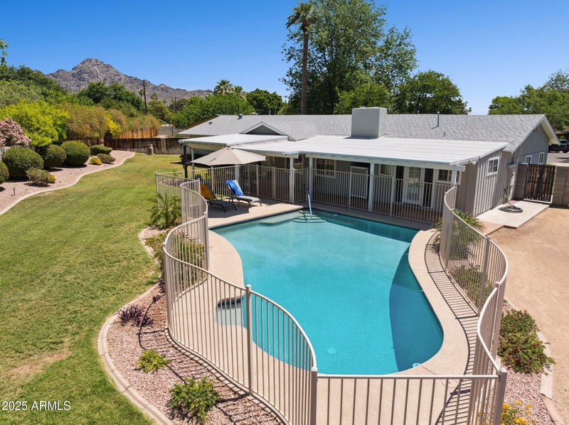 7042 13th St, Phoenix, AZ 85020