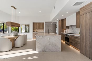 7042 Orange Blossom Ln, Paradise Valley, AZ 85253