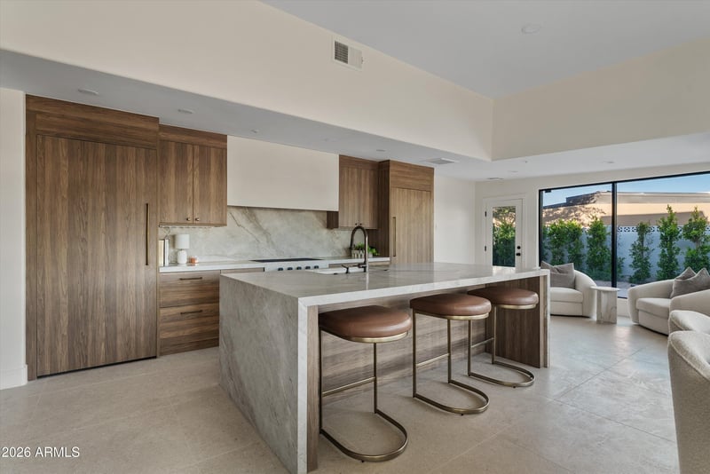 7042 Orange Blossom Ln, Paradise Valley, AZ 85253