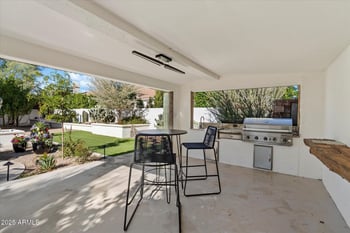 7042 Orange Blossom Ln, Paradise Valley, AZ 85253