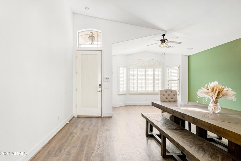 7042 Morning Dove Dr, Glendale, AZ 85308