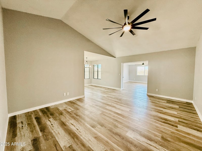 7044 Cameron Dr, Peoria, AZ 85345